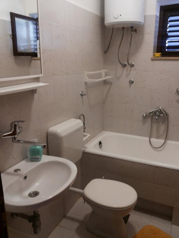 Apartment Ranka Postira Rom bilde