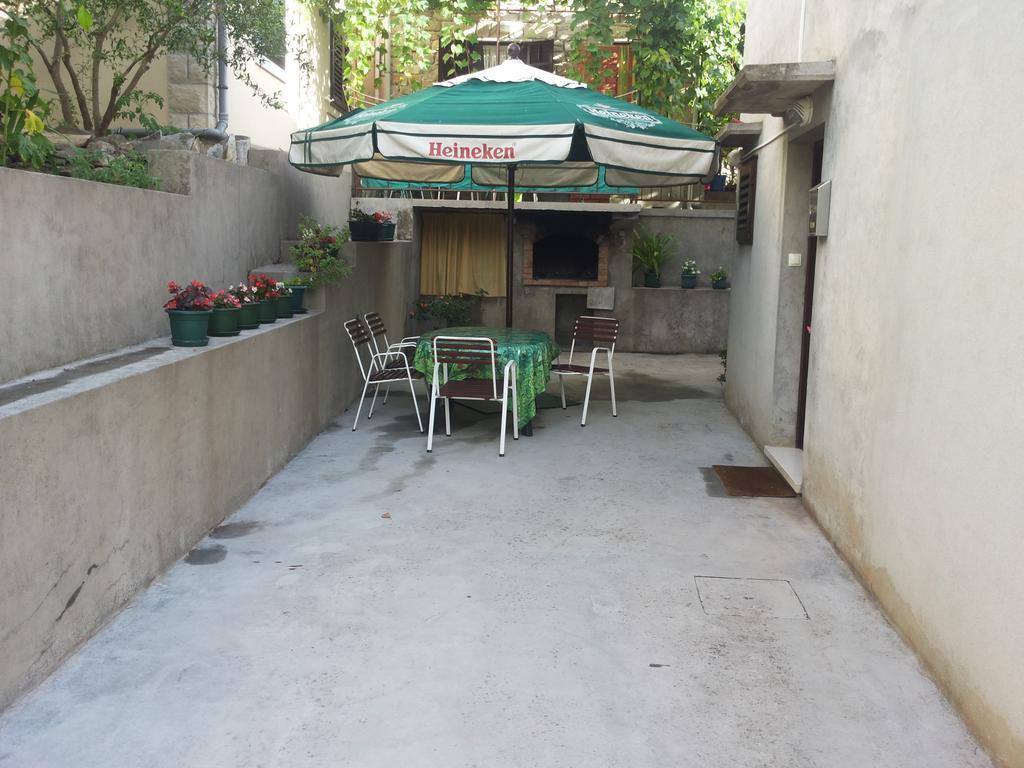 Apartment Ranka Postira Rom bilde